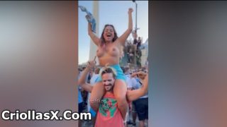 Videos Porno xxx Chicas de Argentina mostrando sus tetas por salir campeón la selección