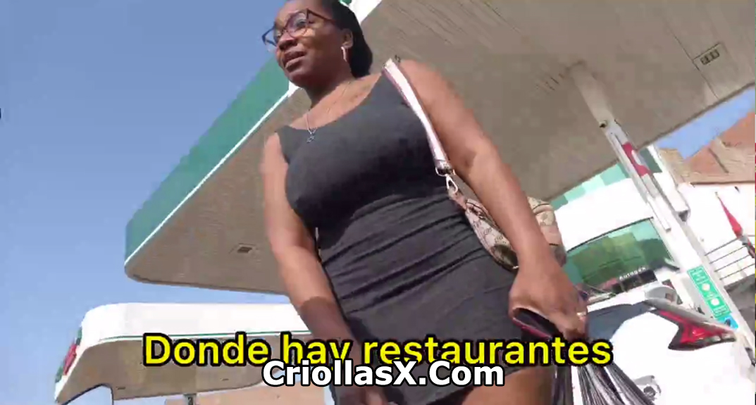 Videos Porno xxx Morena Colombiana en Perú tiene sexo por dinero – Porno Latino