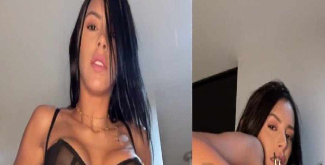 Dahyn11 Colombiana masturbándose en su habitacion con su Dildo para OnlyFans Colombia