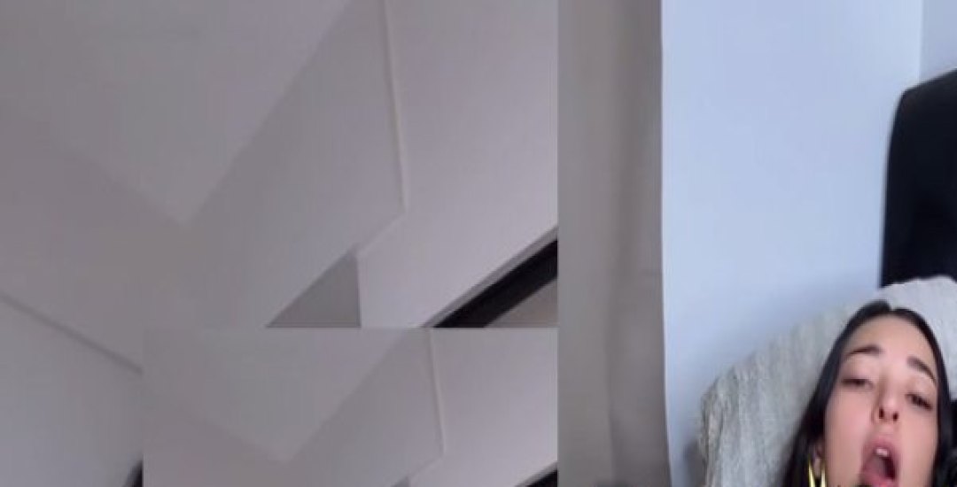 SoyMafe Colombiana masturbándose en su habitación para OnlyFans Colombia
